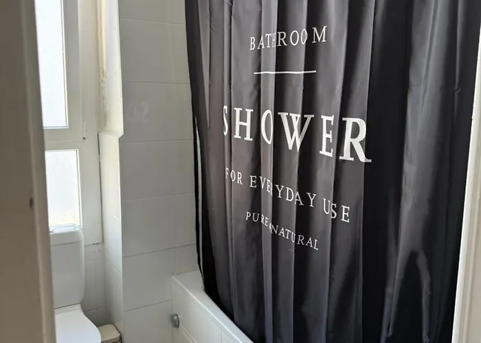 Pensjonat Privee Cosy A 30s De La Gare De